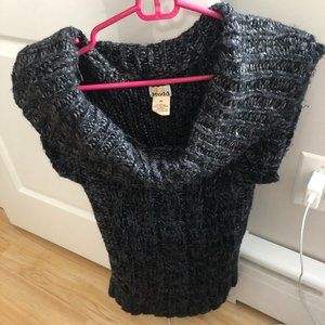 Knitted sweater vest shirt